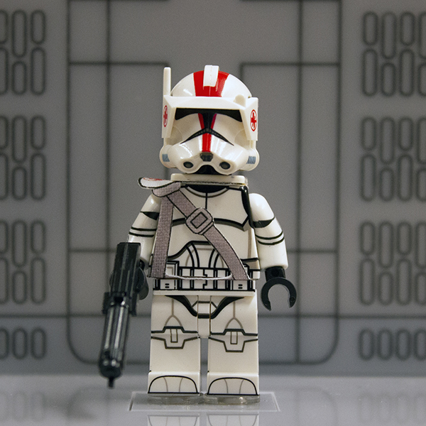 Clone Medic Trooper - Clone Army Customs - Riserscustoms